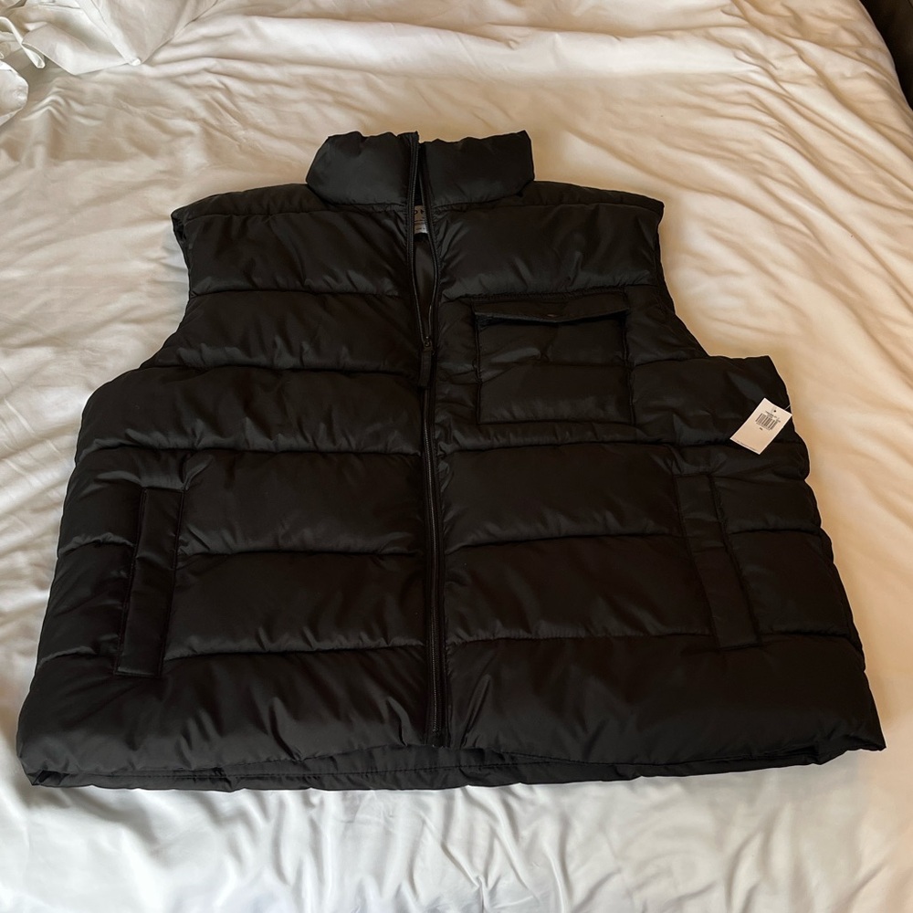 Old Navy Men's Dark Puffer Vest